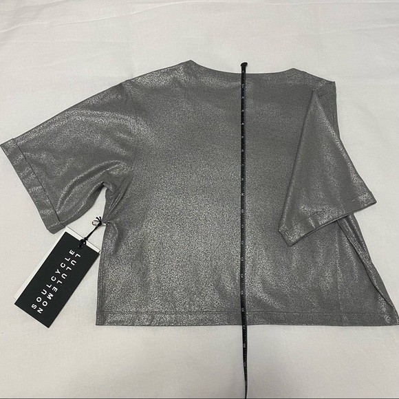 Lululemon SoulCycle To The Beat crop tee NWT LIMITED EDITION Size 4 Metal Gray - Picture 12 of 15
